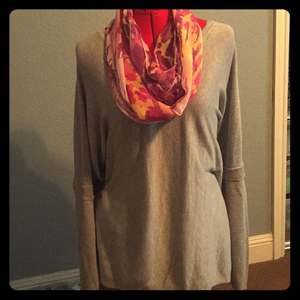 NWT Apt. 9 Split Side Sweater in L/XL in Dark Ash!